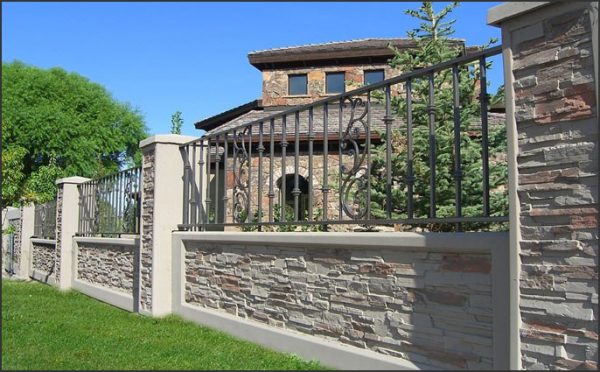 Concrete Boundaries: Discovering the Benefits of Concrete Fencing